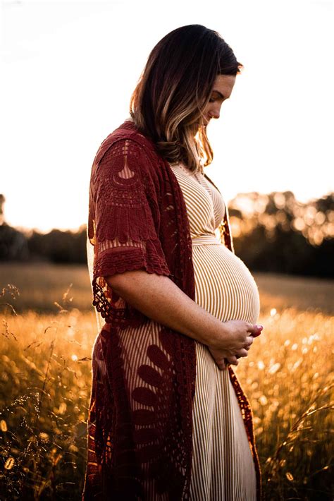 Sexy Moms: Embracing Modern Motherhood.